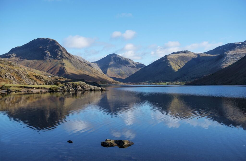 3 Reasons To Buy Property With A Water View In The Lake District